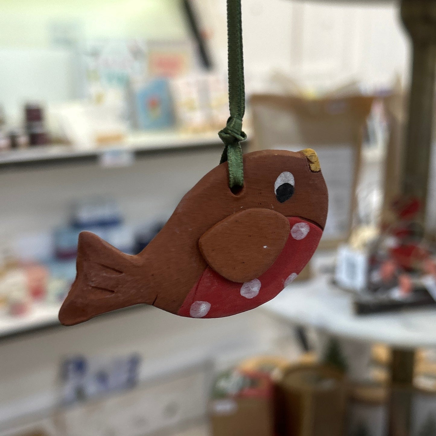 Robin Ornament - Cora Cummins