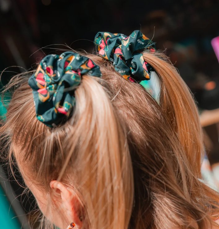 Claddagh Scrunchie