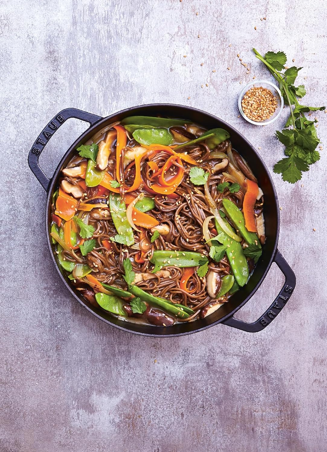 One Pot: 100 Simple Recipes to Cook Together