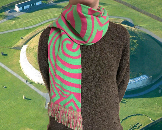 Neo(n)lithic Scarf