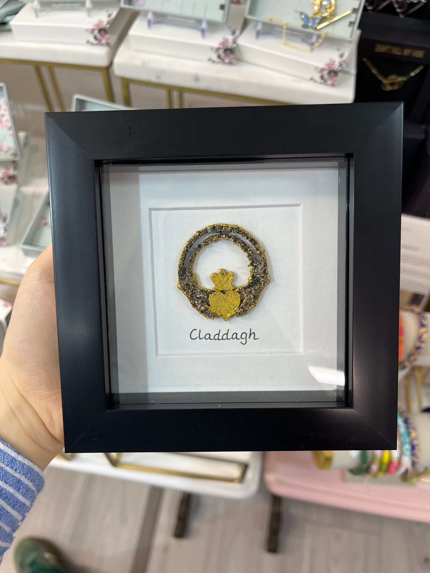 Claddagh Pebble Art