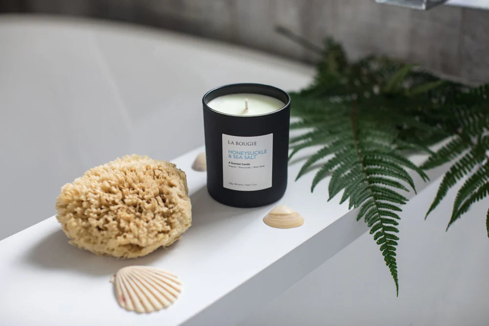 La Bougie Honeysuckle & Sea Salt Candle