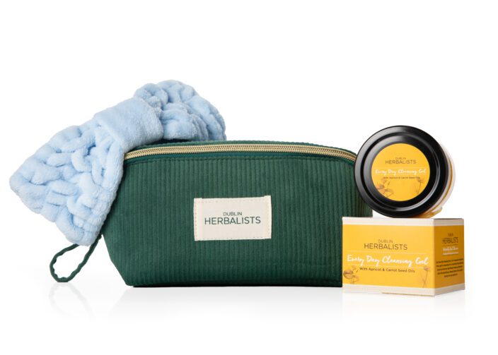 DH Wash Bag Gift Set