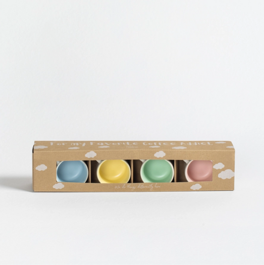 Party Out Mug Mix 4 Pieces