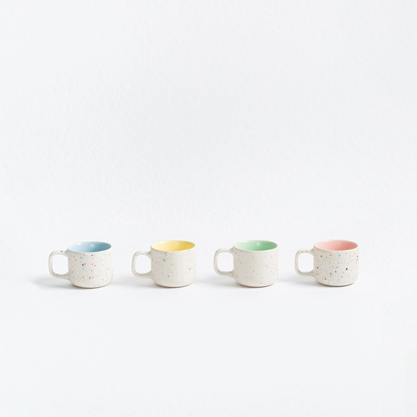 Party Out Mug Mix 4 Pieces