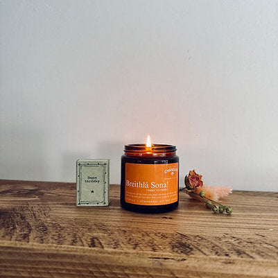 Breithlá Sona Irish Chandler Candle